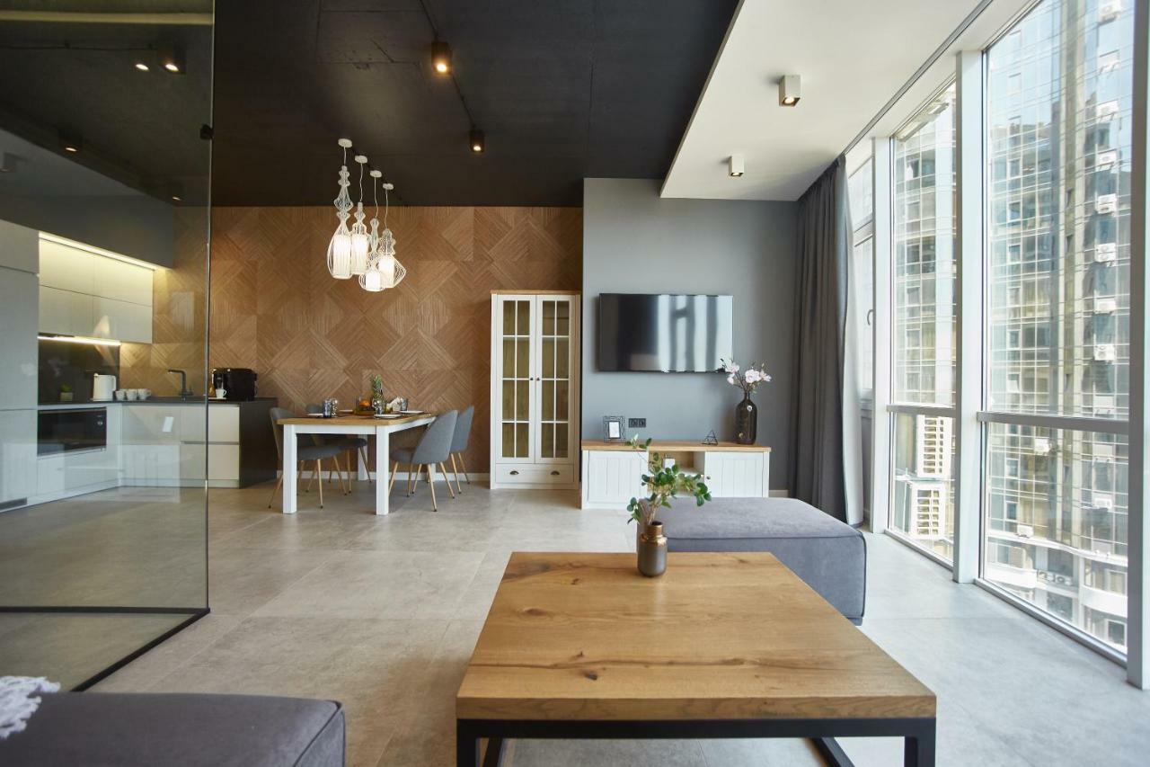Gagarin Plaza Luxury Sea View Apartments أوديسا المظهر الخارجي الصورة
