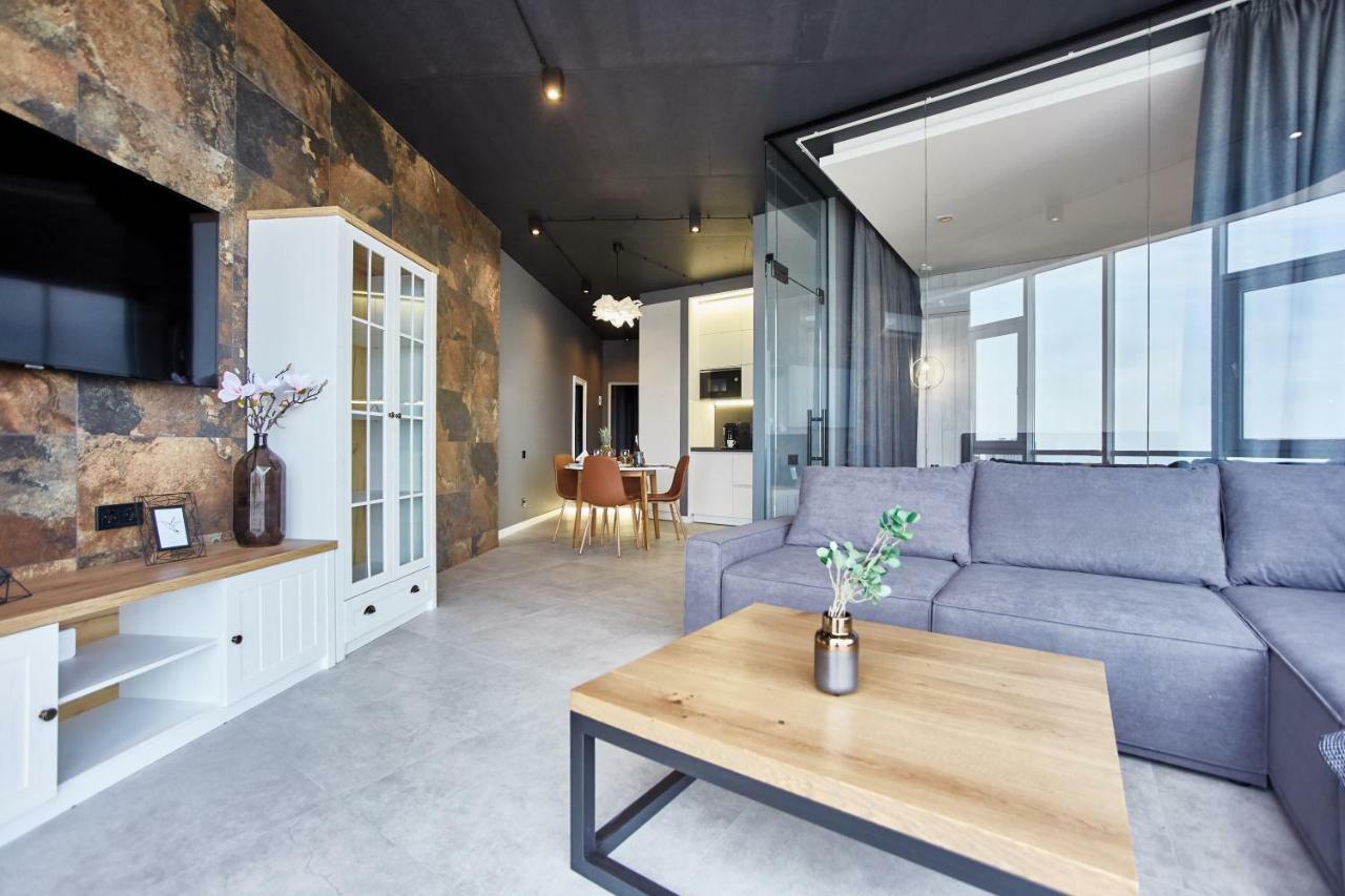Gagarin Plaza Luxury Sea View Apartments أوديسا المظهر الخارجي الصورة