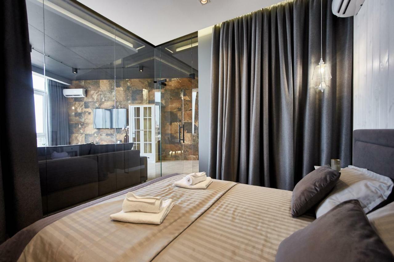 Gagarin Plaza Luxury Sea View Apartments أوديسا المظهر الخارجي الصورة