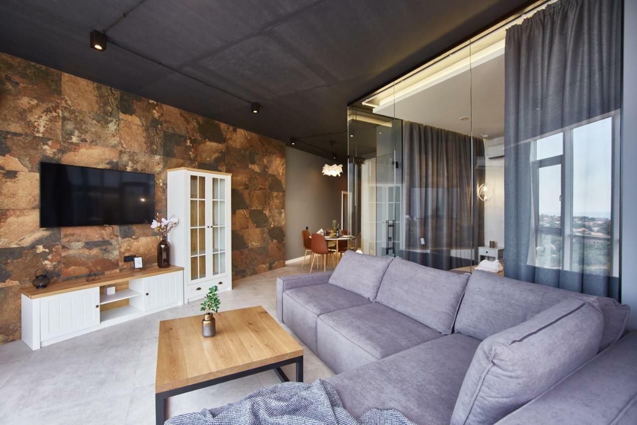 Gagarin Plaza Luxury Sea View Apartments أوديسا المظهر الخارجي الصورة