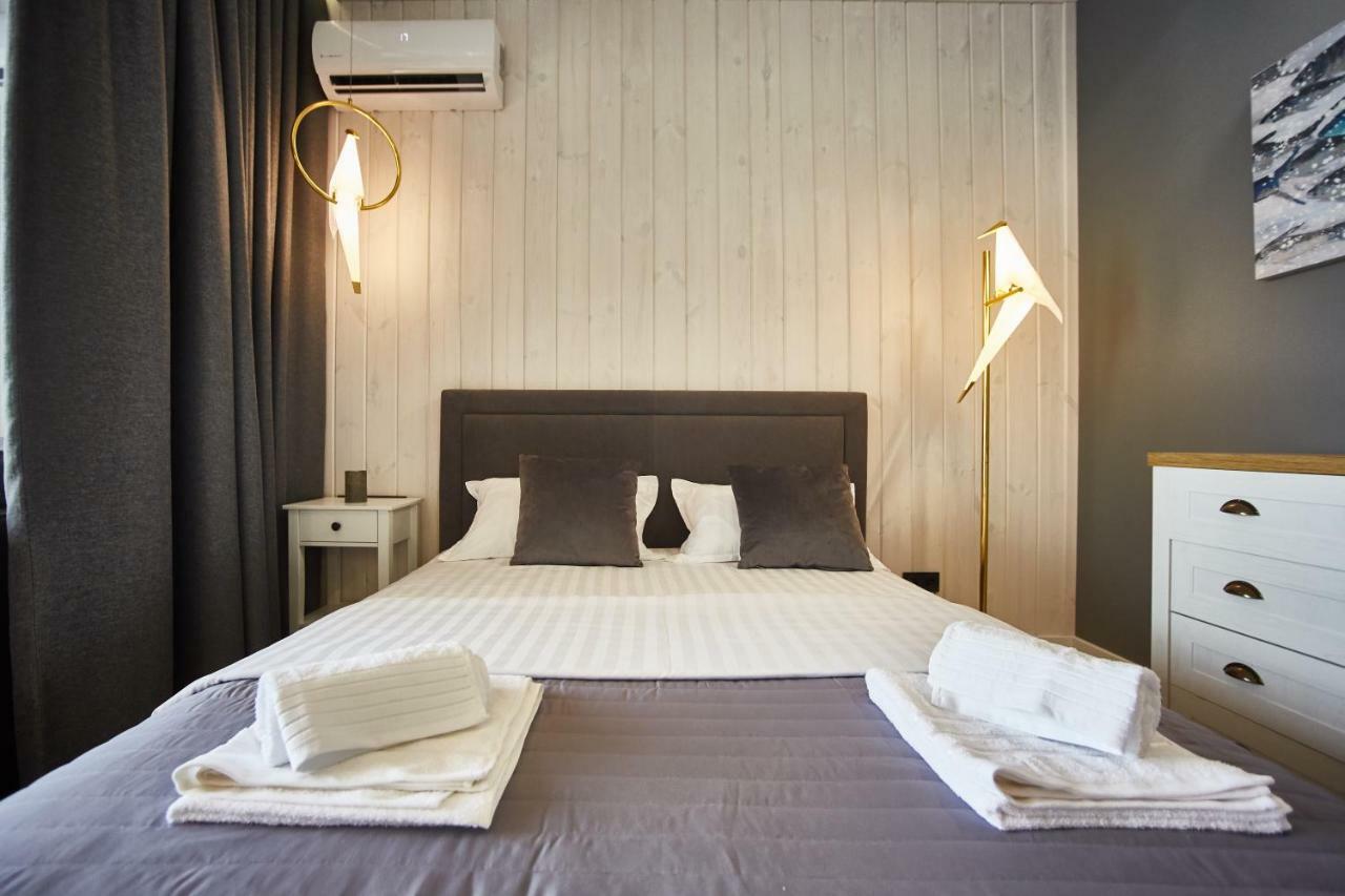 Gagarin Plaza Luxury Sea View Apartments أوديسا المظهر الخارجي الصورة