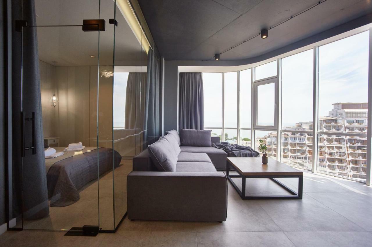 Gagarin Plaza Luxury Sea View Apartments أوديسا المظهر الخارجي الصورة