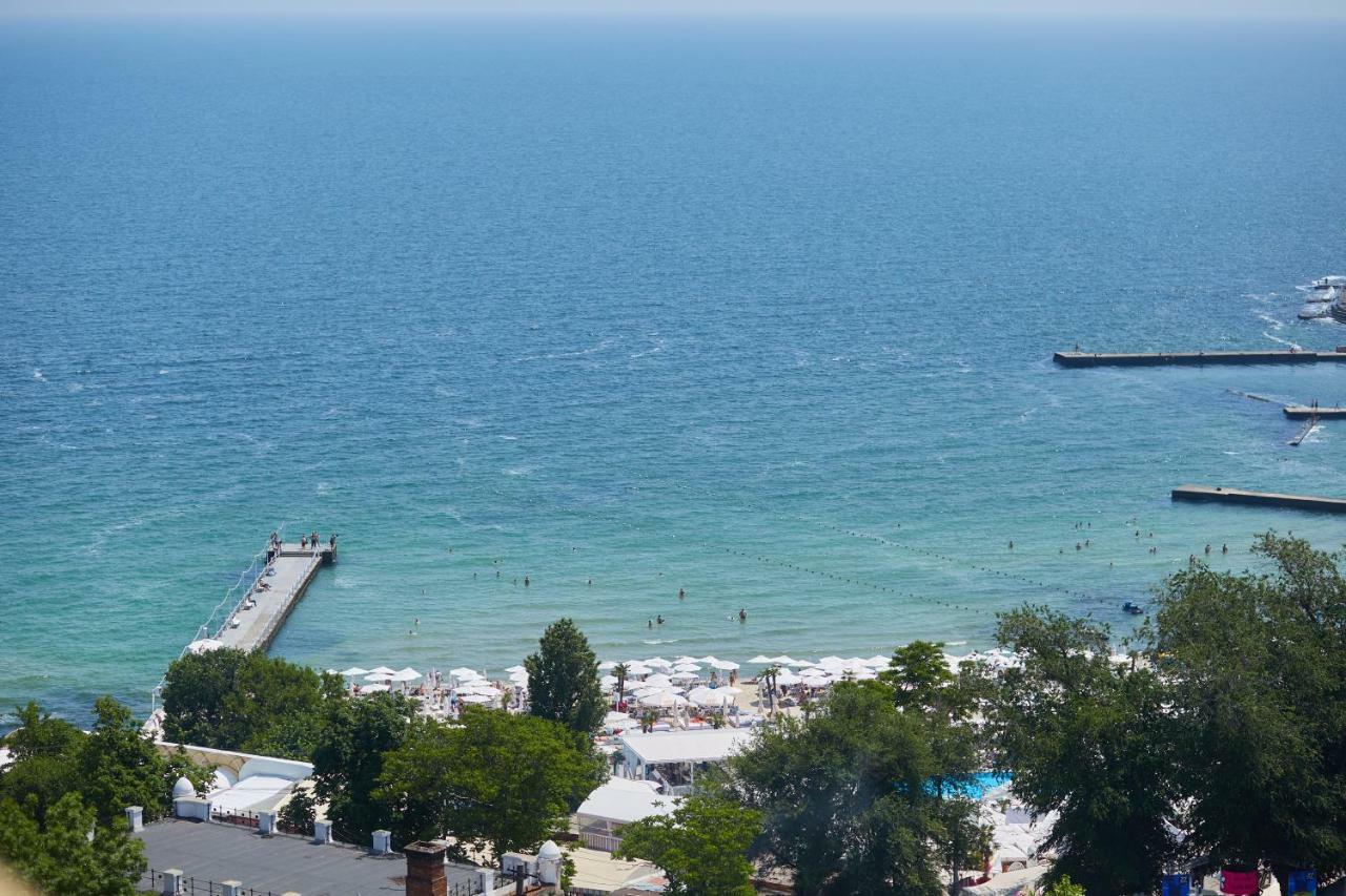 Gagarin Plaza Luxury Sea View Apartments أوديسا المظهر الخارجي الصورة