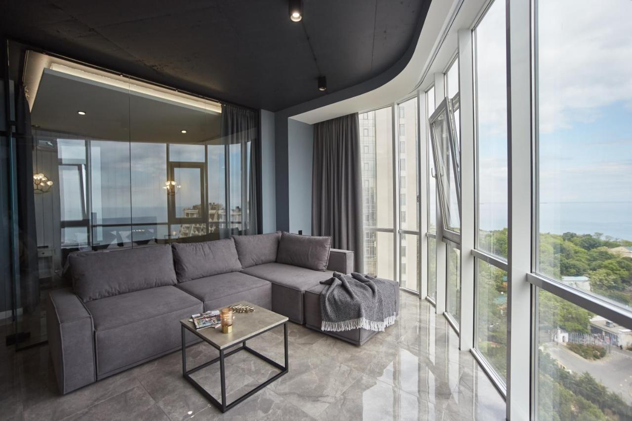 Gagarin Plaza Luxury Sea View Apartments أوديسا المظهر الخارجي الصورة