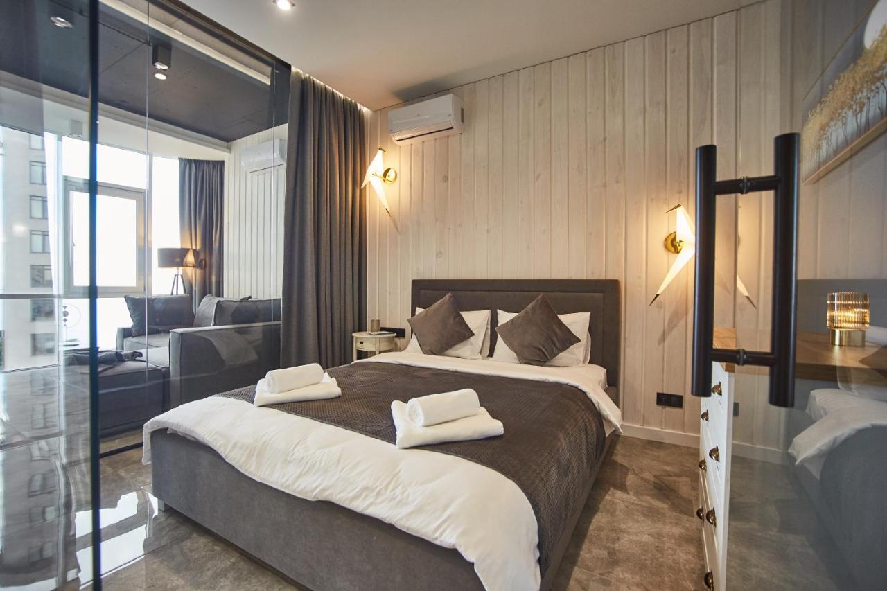 Gagarin Plaza Luxury Sea View Apartments أوديسا المظهر الخارجي الصورة